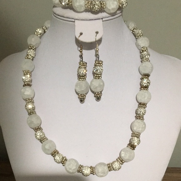 The Royalty Set - Picture 4 of 6